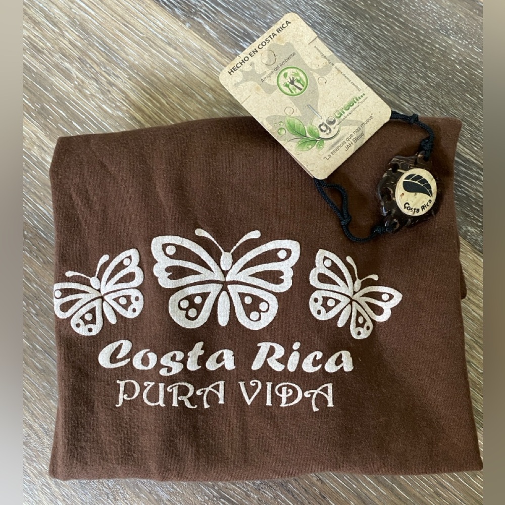 “Costa Rica Pura Vida” Women’s t-shirt and bracelet from Costa Rica!!